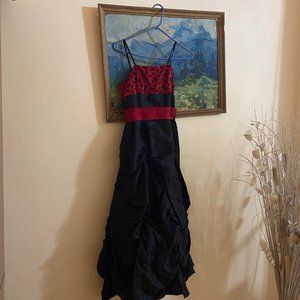 Black and red dress long